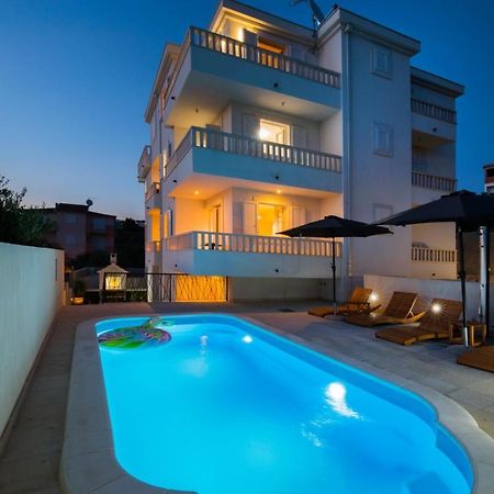 Brand New Aparment With Sea View & Swimming Pool At Ciovo - Villa Fiorentini Trogir Eksteriør billede