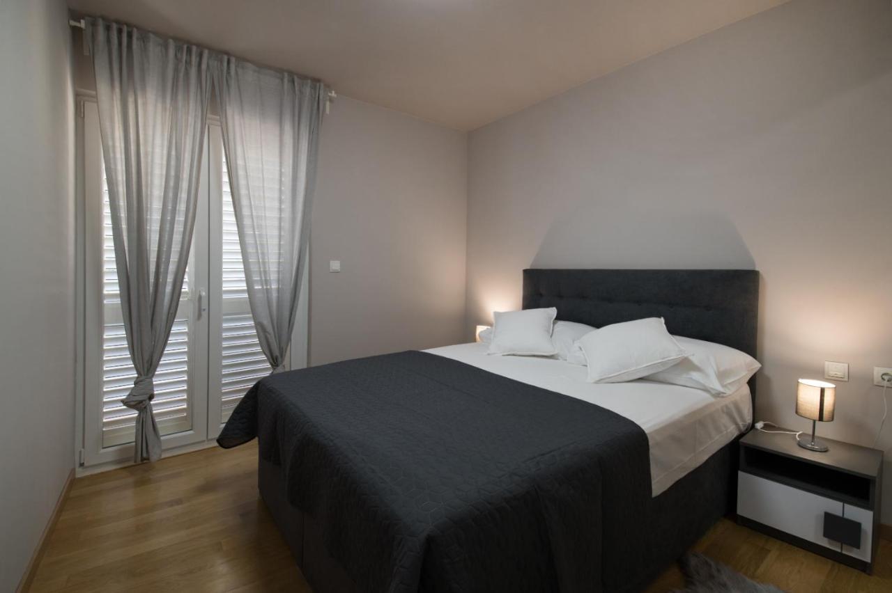Brand New Aparment With Sea View & Swimming Pool At Ciovo - Villa Fiorentini Trogir Eksteriør billede