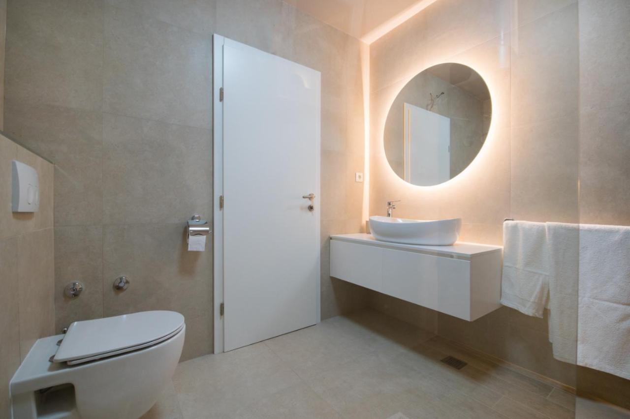 Brand New Aparment With Sea View & Swimming Pool At Ciovo - Villa Fiorentini Trogir Eksteriør billede